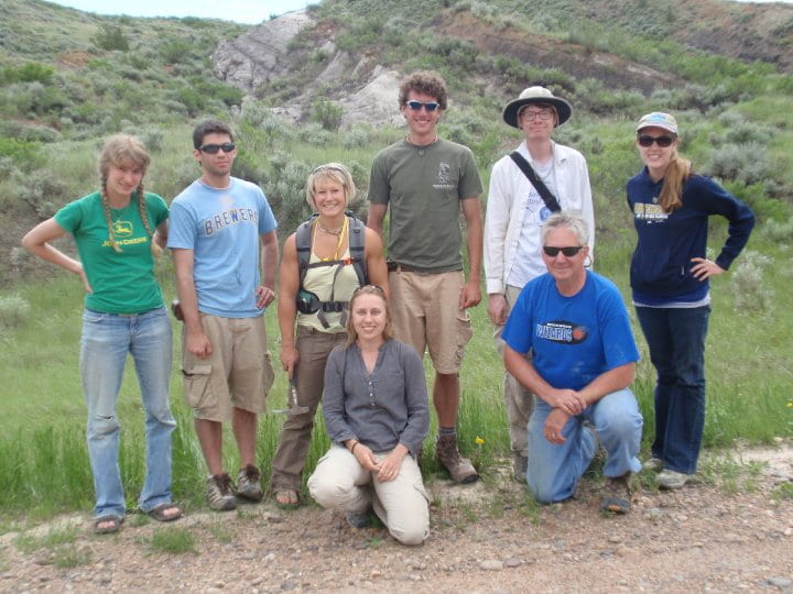 2010 UWM Field Team working in Makoshika State Park, Montana. Pictured are (L to R; kneeling ) Jenny Ulbricht, and John Isbell  (Standing) Ellie Stapleton, Mike Kennedy, Zelenda Koch, Ross Hartwick,  Dylan Wilmeth, and Sarah Survis